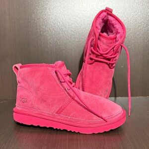 UGG Women Pink Suede Ankle Boots Lace Up Size US 4 EU 36
